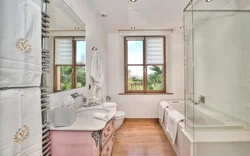 Houses with small windows in the bathroom photo