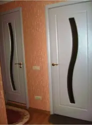 Дверь в туалет квартиры дизайн
