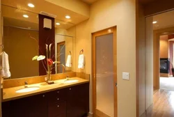 Apartment toilet door design