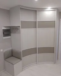 Built-in corner hallway compartment photo