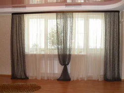 Дизайн занавесок в гостиную на два окна