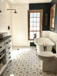 Интерьер ванной с плиткой на половину