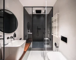 Дизайн прямоугольной ванной с душевой кабиной