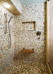 Pebbles in the bath interior