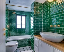 Bath Interior In Emerald Color