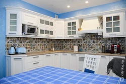 Blue Tiles In Kitchen Design