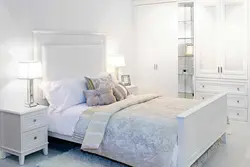 Белы ложак у спальні фота