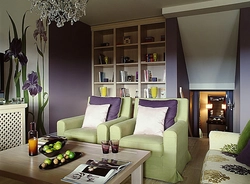 Color combination with lilac in the living room interior