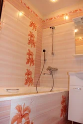 Шабдалы түсті ванна бөлмесінің интерьері