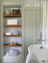 Bath design with built-in shelves