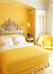Желтые спальни обои в интерьере