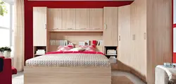 Bedroom Design With Corner Bed