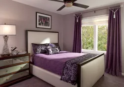 Дизайн спальни с фиолетовой кроватью