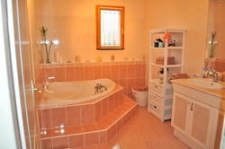 Bathroom design peach