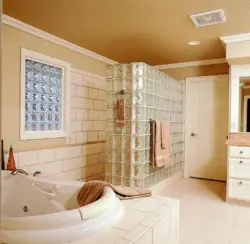 Стеклоблоки в интерьере ванной комнаты