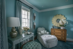 Tiffany's bedroom in the interior photo