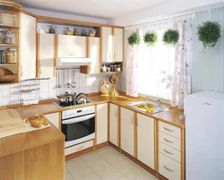 How to arrange kitchen units in a small kitchen photo