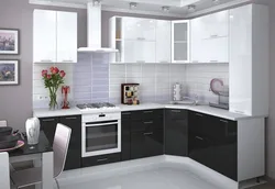 Glossy corner kitchen photo