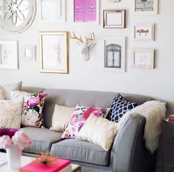 Decorate An Empty Wall In The Living Room Photo