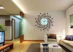 Decorate an empty wall in the living room photo