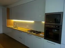 Photo of a 4 meter long kitchen