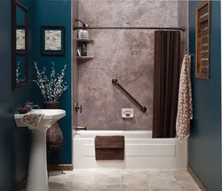 Interiors of tiled walls in the bathroom