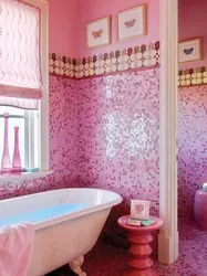 Интерьер цветной ванной
