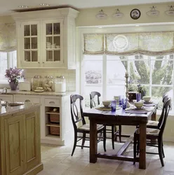 Интерьер окна на кухне в стиле прованс