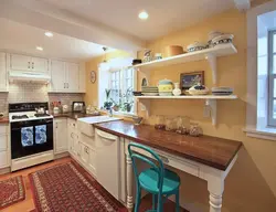 Фото кухонного потолка для маленькой кухни
