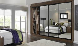 Bedroom Design With Mirrored Wardrobe