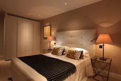 Точечные светильники в интерьере спальни