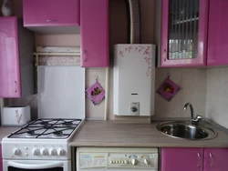 Kitchen in Khrushchev with a column design photo 5 sq.m.