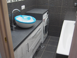 Bathroom Design With A Washing Cabinet