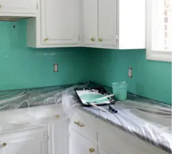 How to paint tiles in the kitchen photo