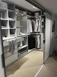 DIY жатын бөлмесіндегі гардероб шкафының фотосуреті