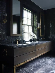 Bath Design In Black With Wood