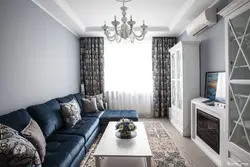 Интерьер гостиной в квартире в светлых тонах а угловыми диванами
