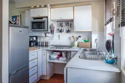 How to place photos in a small kitchen