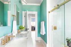 What color goes with turquoise in the bathroom interior