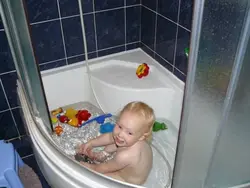 What Kind Of Small Bathtubs Are There? Photo