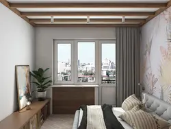 Panel evin balkon fotoşəkili olan bir mənzildə oturma otağının dizaynı