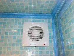 Banyoda və tualetdə foto ventilyasiya