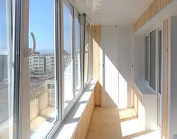 Балкондар мен лоджияларды әйнектеу және фото дизайн