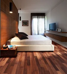 Laminate in the bedroom interior