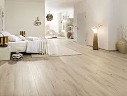 Laminate in the bedroom interior