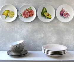 Декоративные Тарелки На Стену В Интерьере Кухни