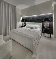 Дизайн спальни с белой кроватью в современном стиле