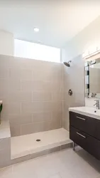 Ванная комната в однотонной плитке дизайн