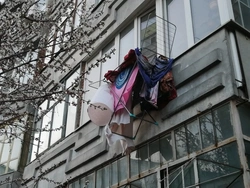 No balcony how to dry clothes in an apartment without a balcony photo