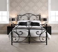 Bedrooms with metal bed design